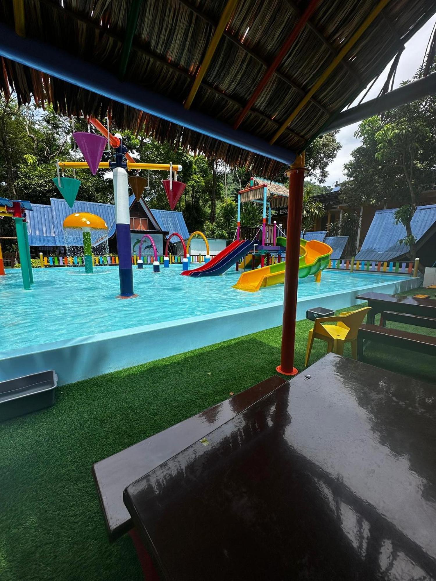 Shari-La Perhentian Island Resort Kampong Pasir Panjang  Kültér fotó