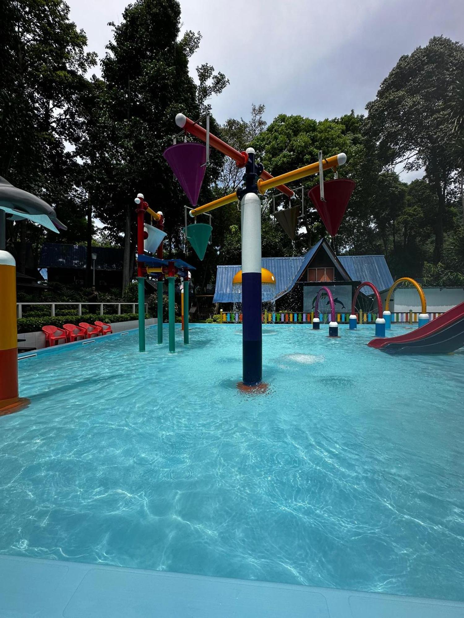 Shari-La Perhentian Island Resort Kampong Pasir Panjang  Kültér fotó